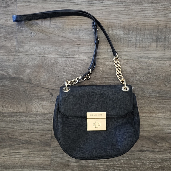 NWT Michael Kors Black Leather Crossbody Bag - Picture 1 of 7